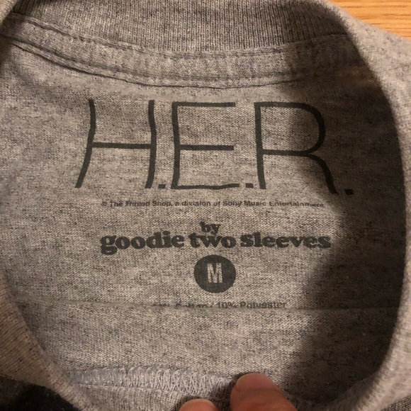 New “H.E.R” crop top size Medium without tag - Picture 3 of 4